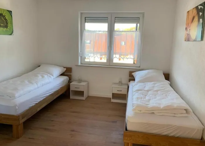 Monteur- Und 1 - Haus Weitblick Apartamento